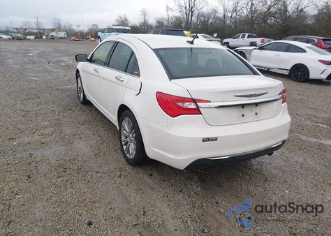 2011 Chrysler 200 Limited from USA, damaged, VIN 1C3BC2FB5BN500718